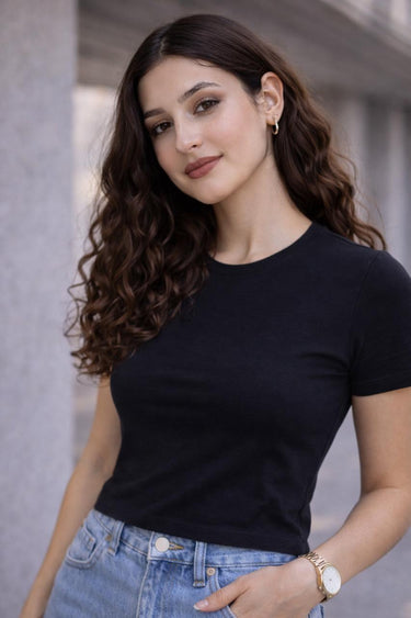 Black basic fitted t-shirt for women - Fasciners Pakistan